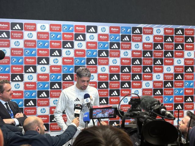 1728175400835016186.jpg 11.jpg