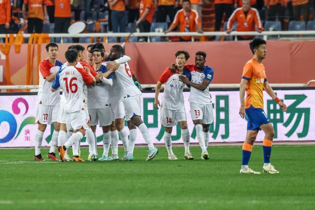 乐鱼中国体育-泰山联赛首败阴霾久驱不散 崔康熙想涅槃谈何容易