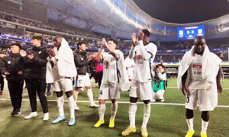 乐鱼中国体育-客场虫回到主场！海港这火力，大连求轻虐！辽宁德比谁输谁将下课