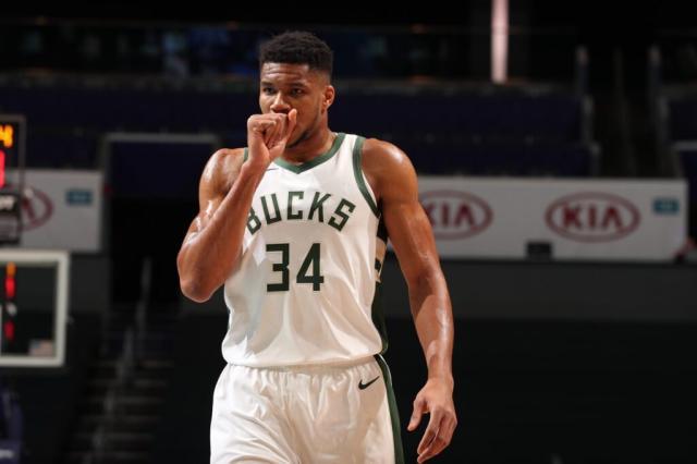 乐鱼中国体育-失去常规赛统治力？字母哥：养成良好习惯需要时间